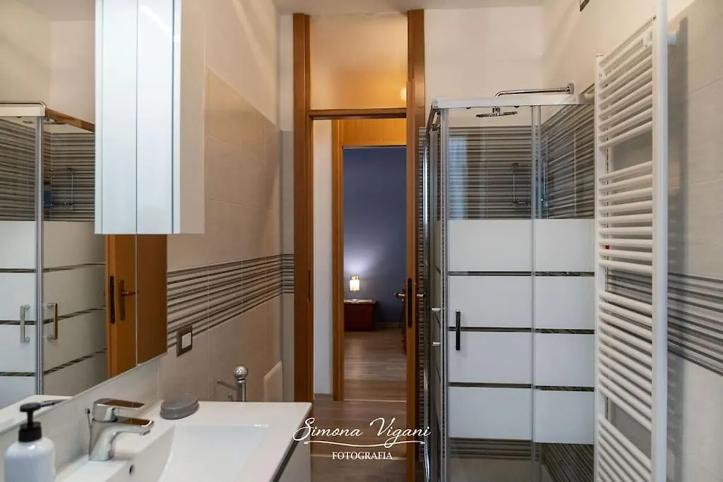 Letizia Lake House - Lovere 0*,  Italy